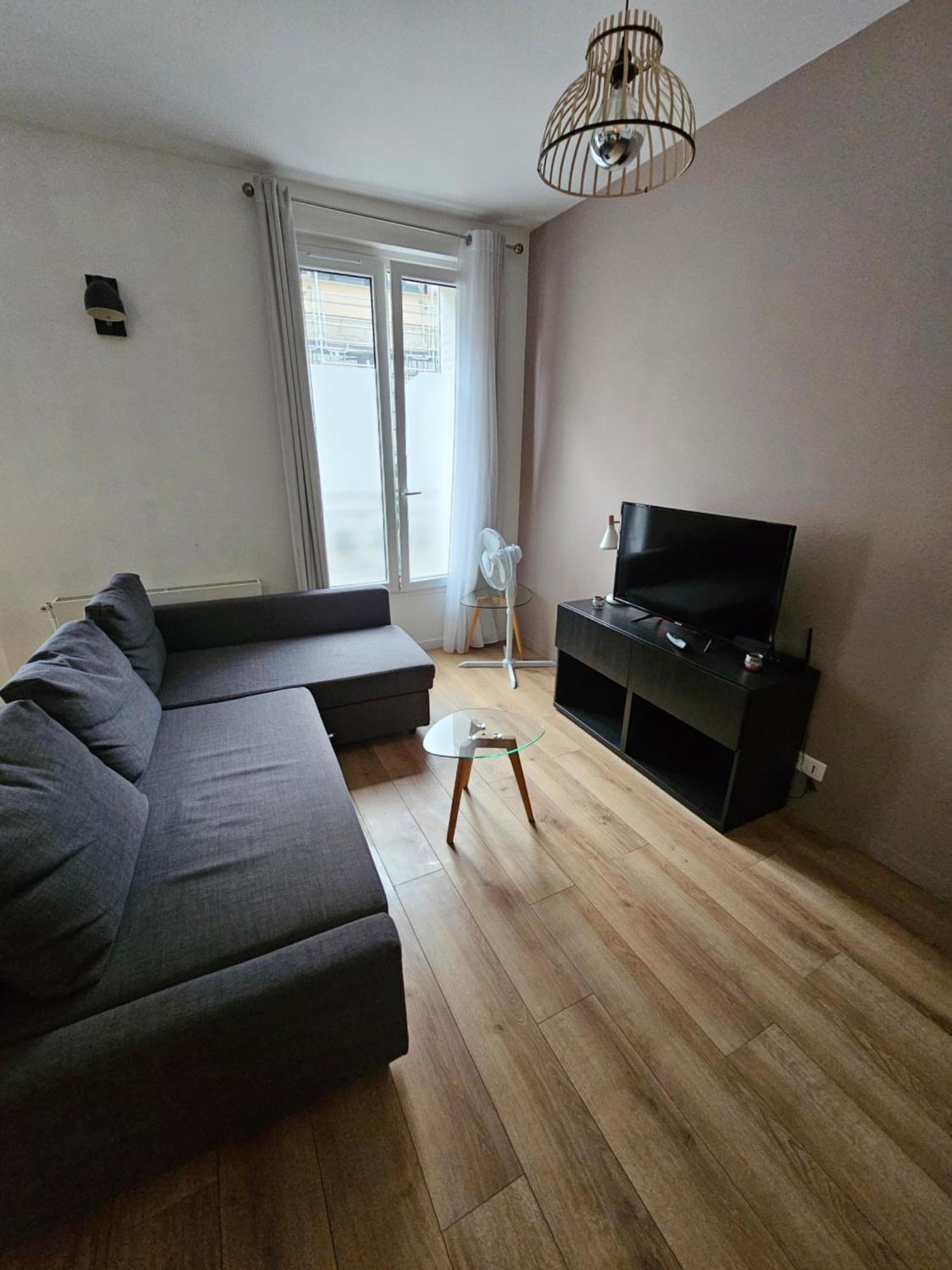 סן-קואן *Appartement Moderne/2 Minutes Du Metro* מראה חיצוני תמונה